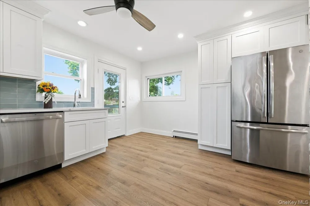 6 Stonecutter Road Levittown, NY 11756