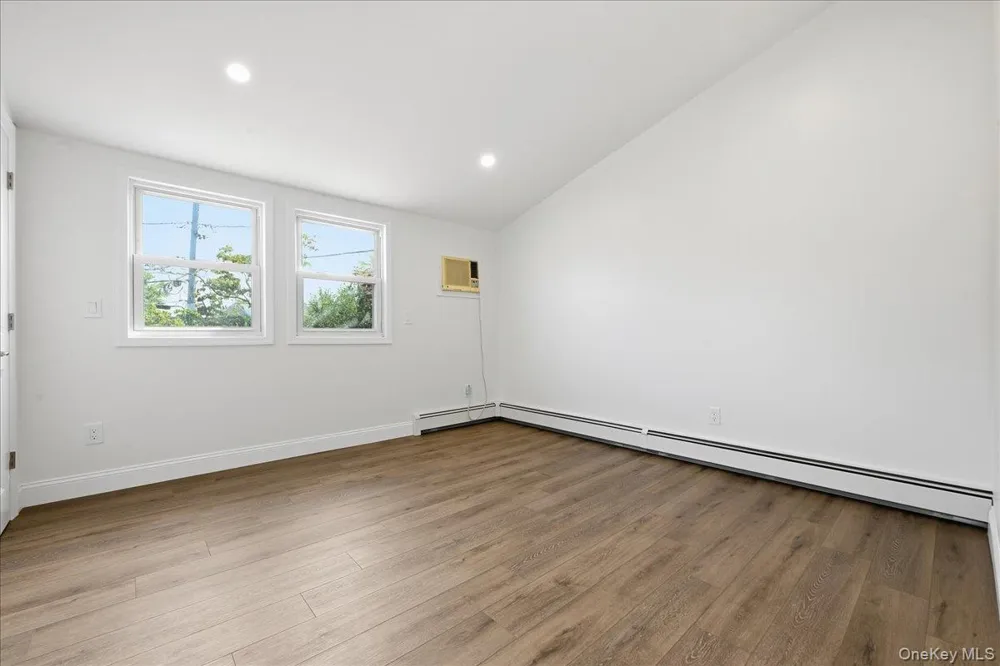 6 Stonecutter Road Levittown, NY 11756