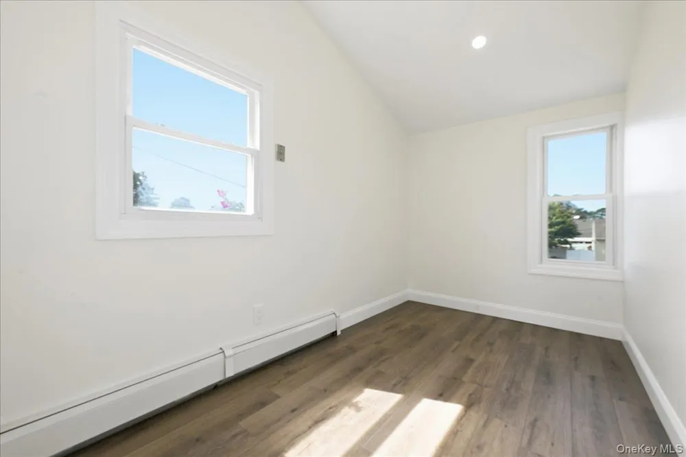 6 Stonecutter Road Levittown, NY 11756