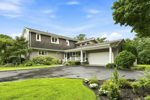 16 Brittany Court