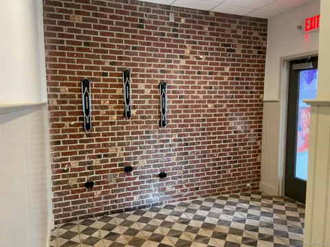 587 Main Street #2