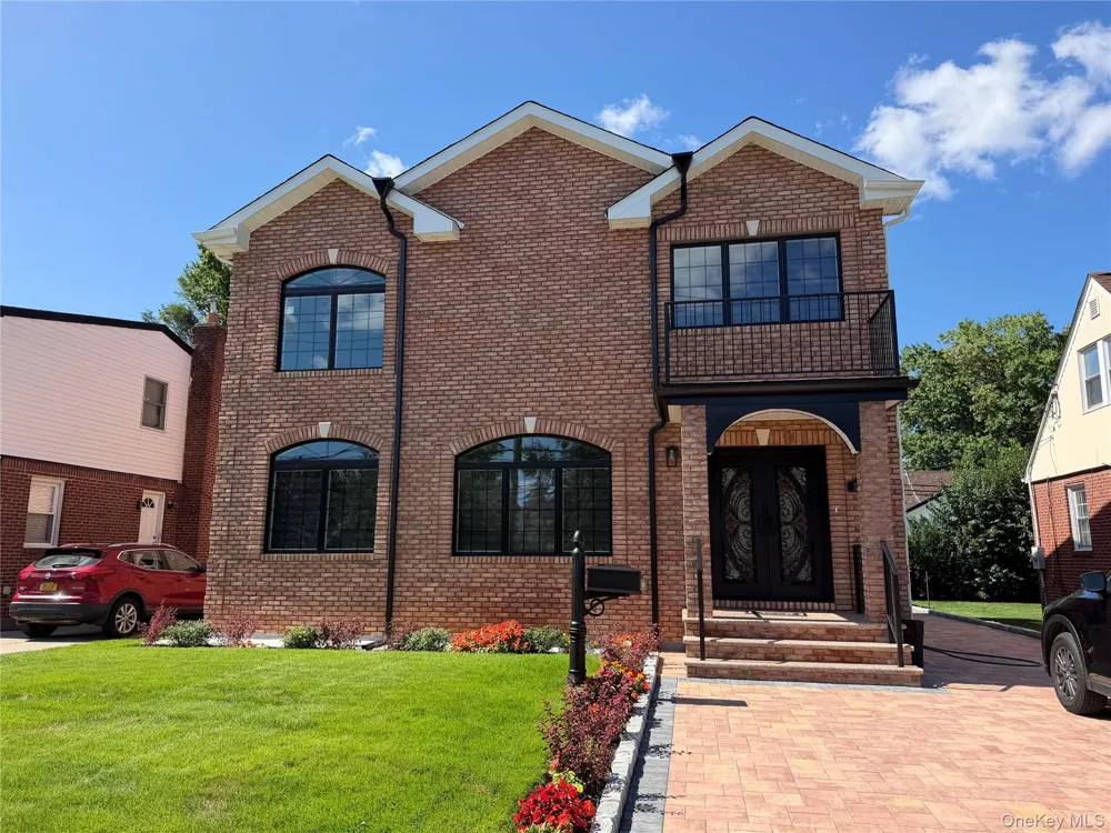 1519 New Hyde Park Drive New Hyde Park, NY 11040