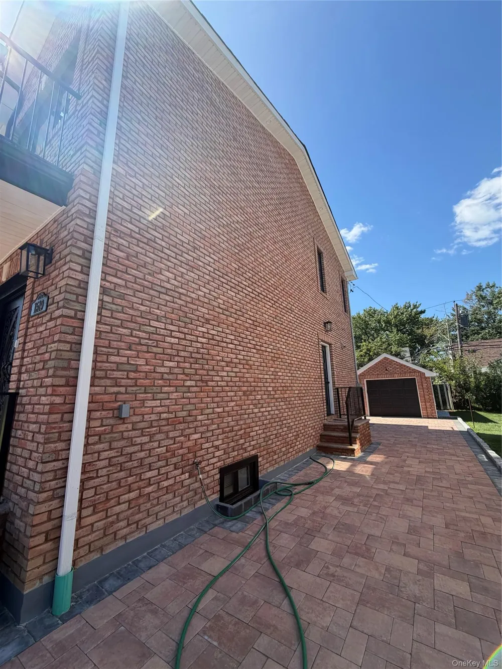 1519 New Hyde Park Drive New Hyde Park, NY 11040