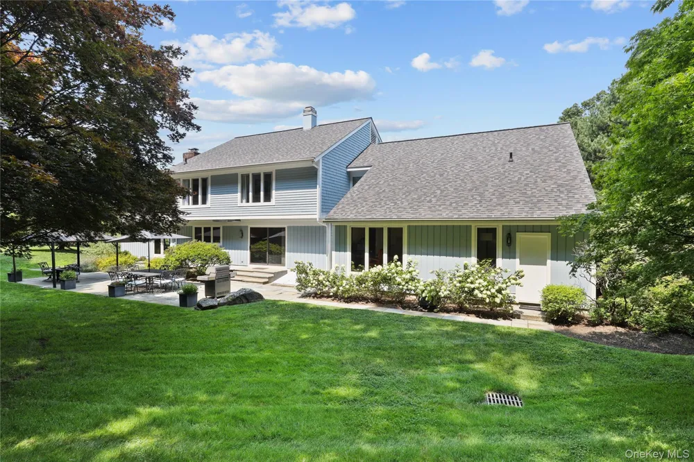 25 Charles Road Bedford Corners, NY 10549