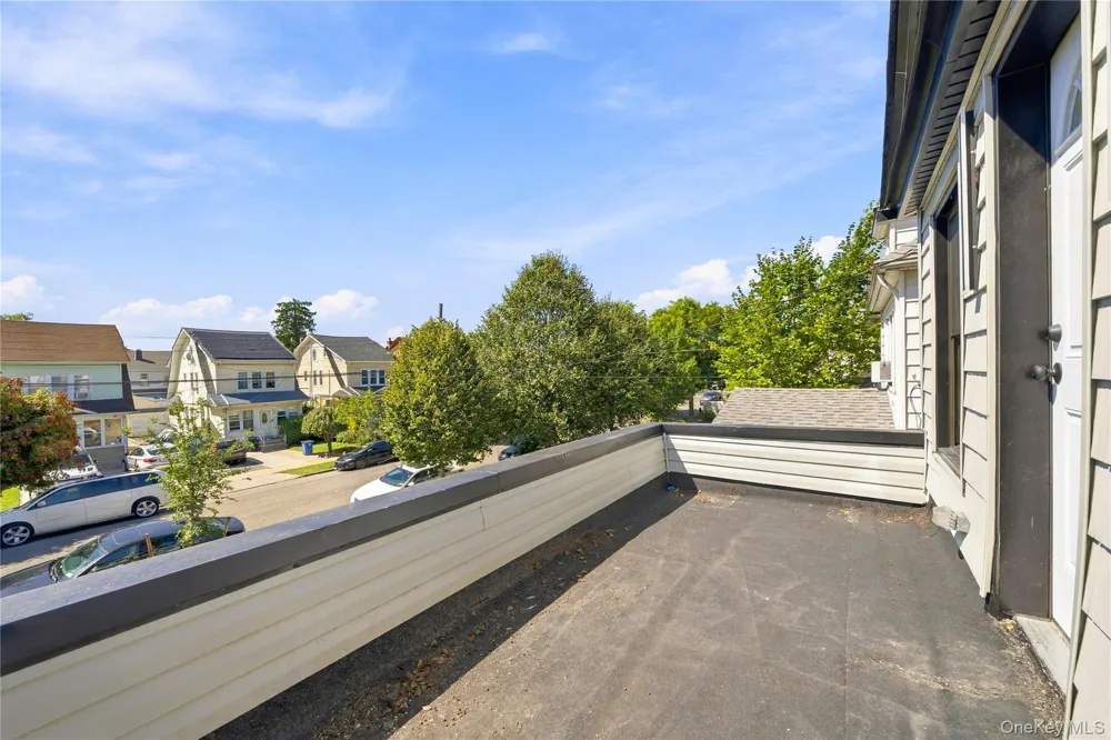 105-19 189th Street Hollis, NY 11412