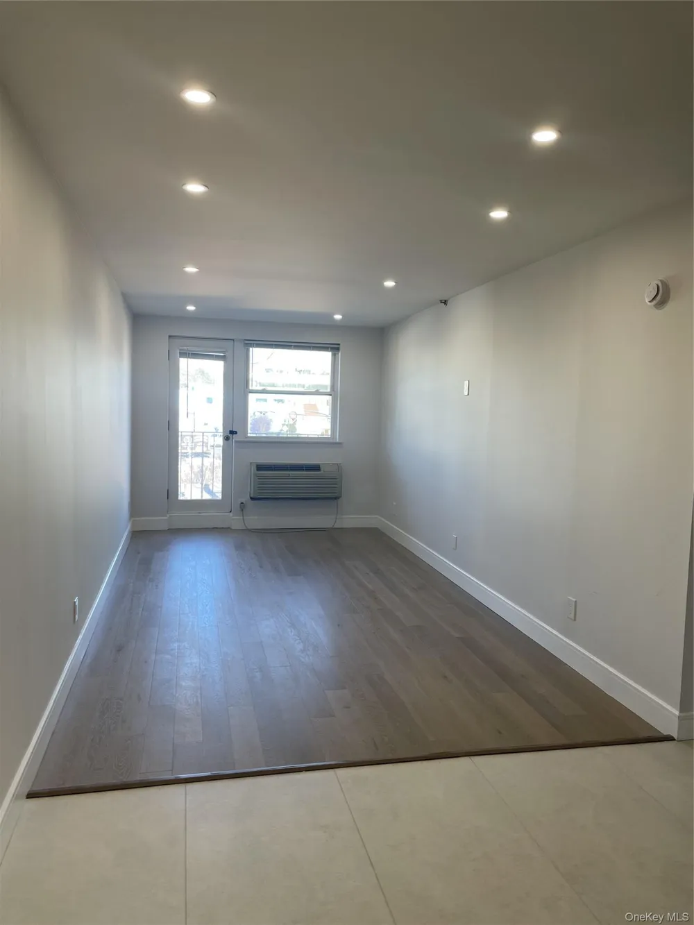 320 Post Avenue #3J Westbury, NY 11590