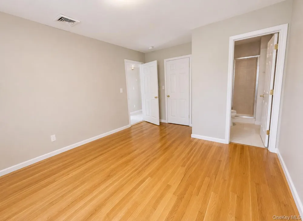 83 Heitz Place Hicksville, NY 11801