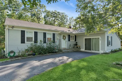 4 Arbor Lane