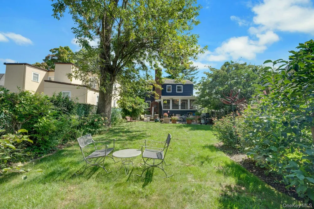 39 Saint Joseph Street New Rochelle, NY 10805