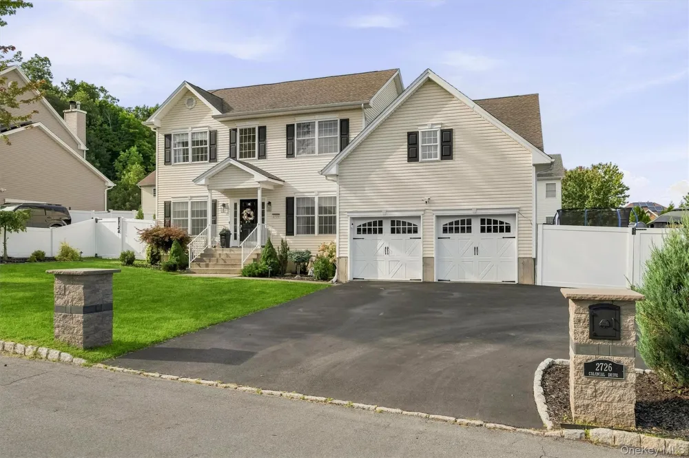 2726 Colonial Drive New Windsor, NY 12553