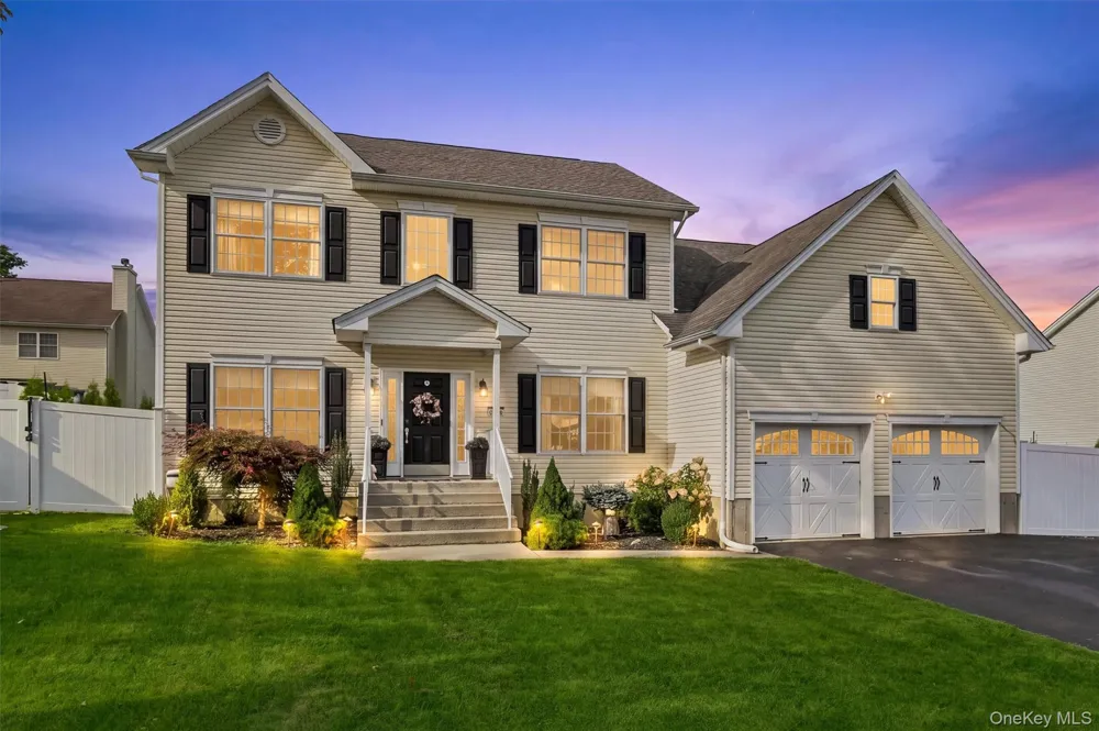 2726 Colonial Drive New Windsor, NY 12553