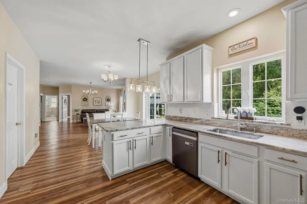 2726 Colonial Drive New Windsor, NY 12553