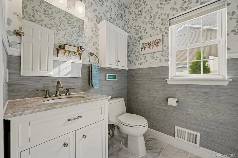 2726 Colonial Drive New Windsor, NY 12553