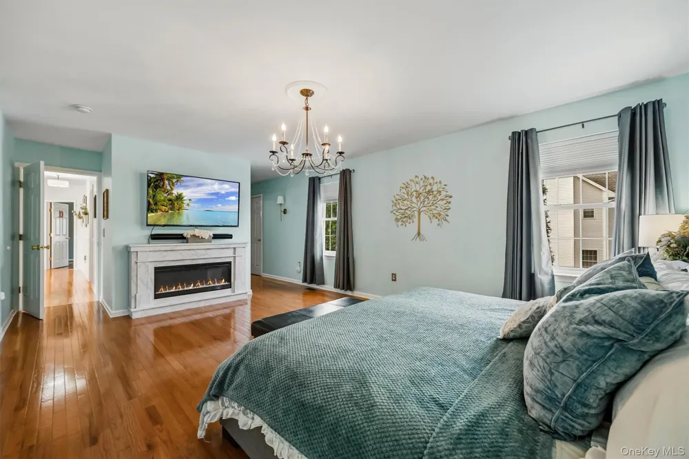 2726 Colonial Drive New Windsor, NY 12553