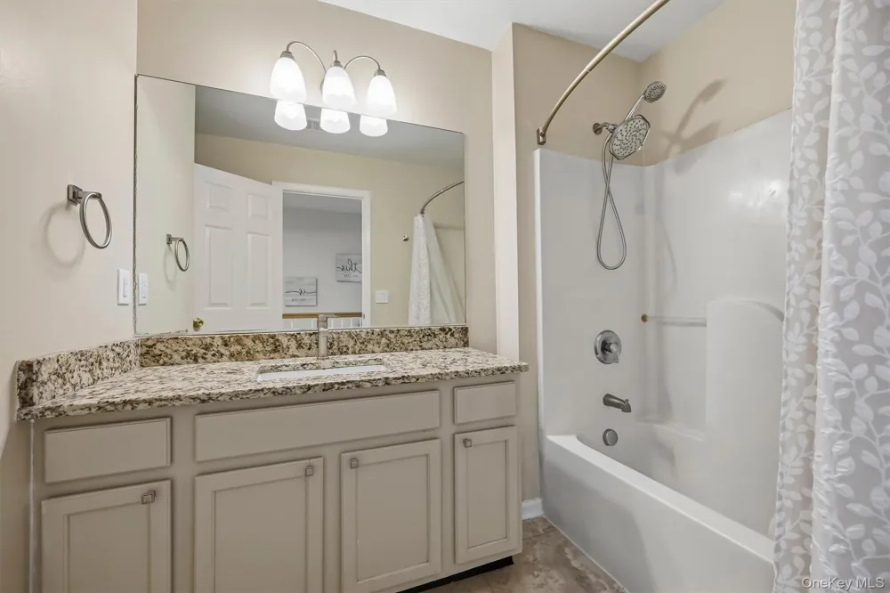 2726 Colonial Drive New Windsor, NY 12553