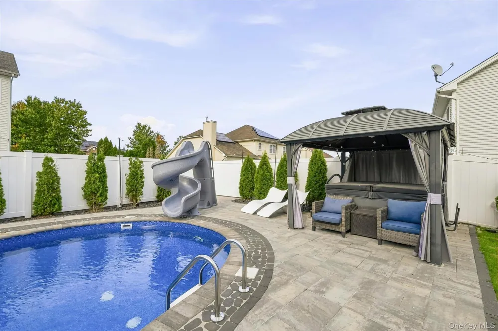 2726 Colonial Drive New Windsor, NY 12553