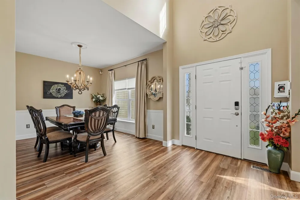 2726 Colonial Drive New Windsor, NY 12553