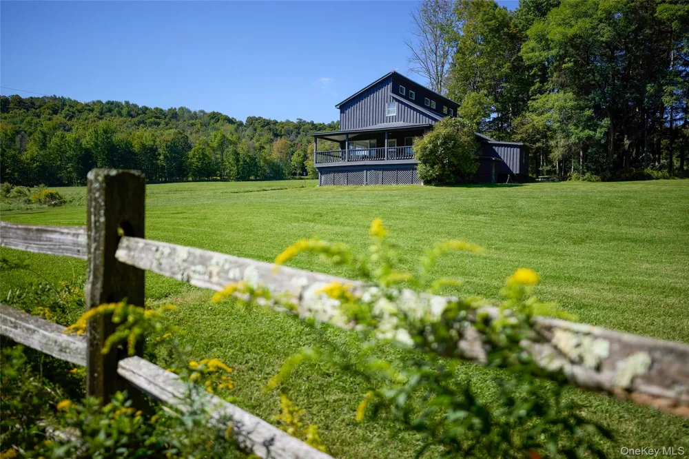 197 Weiss Road Roscoe, NY 12776