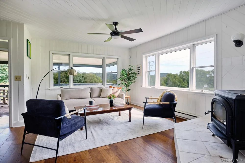 197 Weiss Road Roscoe, NY 12776