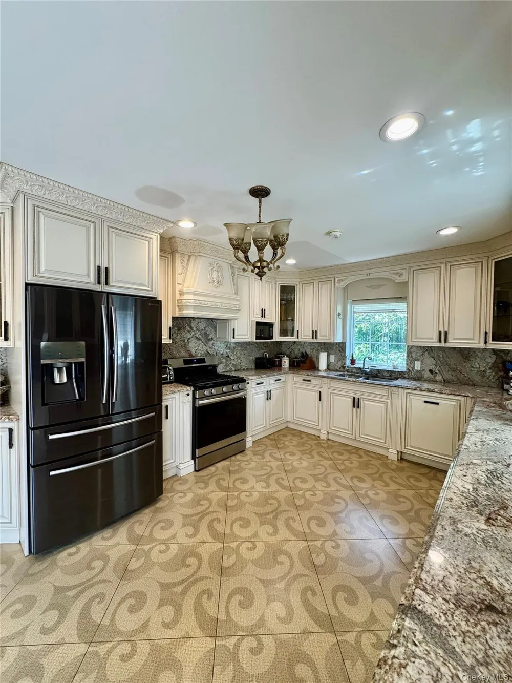 139-04 Coolidge Avenue Briarwood, NY 11435