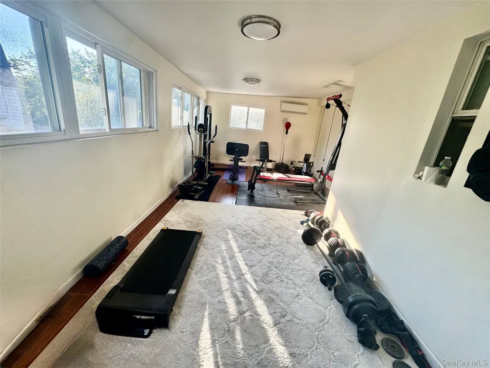 139-04 Coolidge Avenue Briarwood, NY 11435