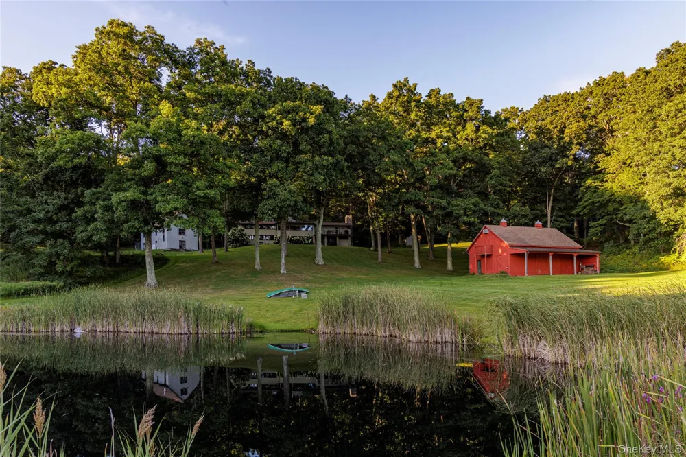81-85 Fraleigh Hill Road Millbrook, NY 12545