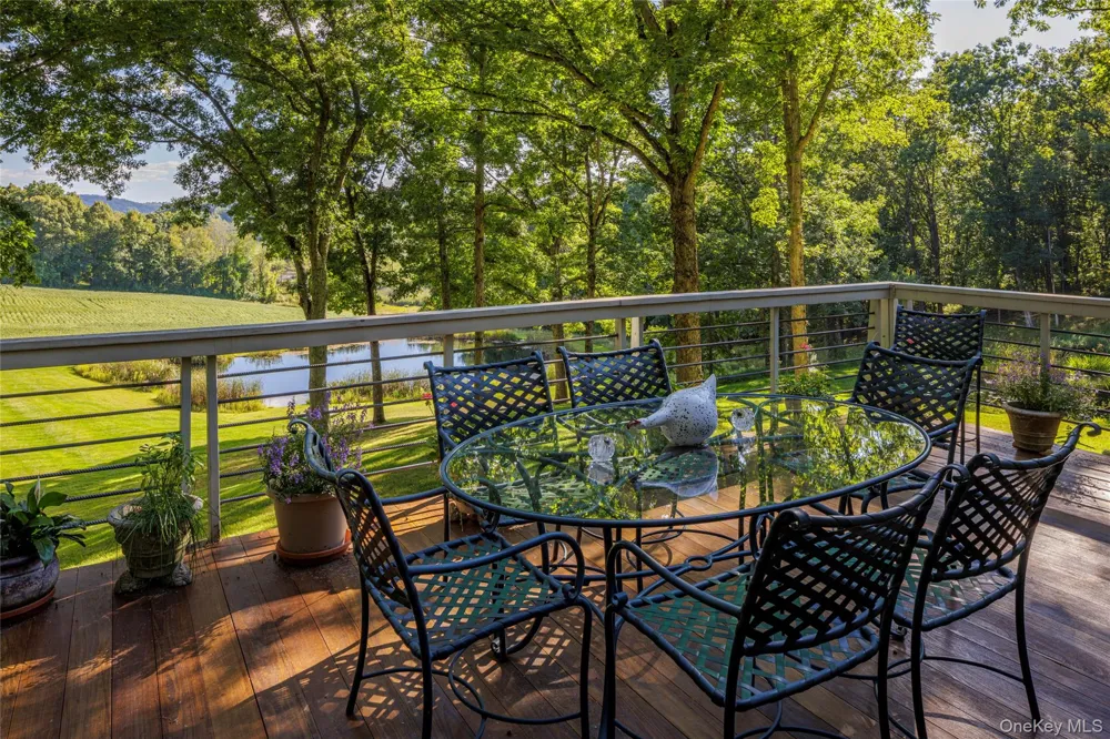 81-85 Fraleigh Hill Road Millbrook, NY 12545