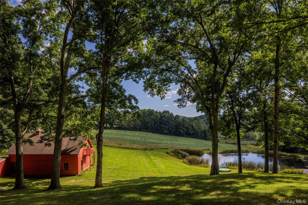 81-85 Fraleigh Hill Road Millbrook, NY 12545