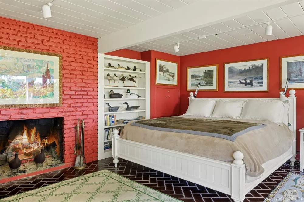 81-85 Fraleigh Hill Road Millbrook, NY 12545