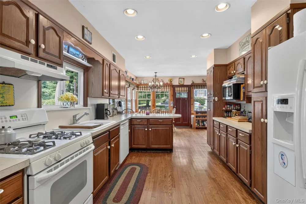 3112 Donald Court Mohegan Lake, NY 10547
