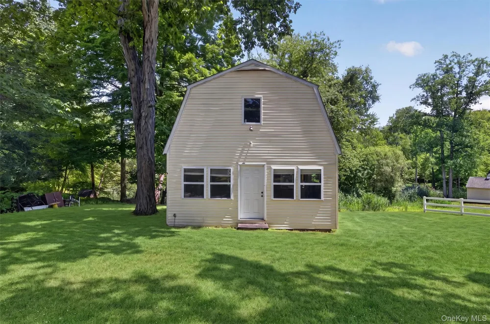 3112 Donald Court Mohegan Lake, NY 10547