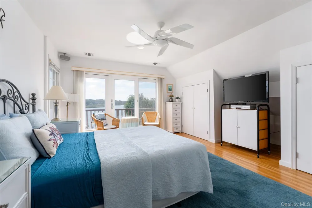 38 Old Fort Lane Southampton, NY 11968