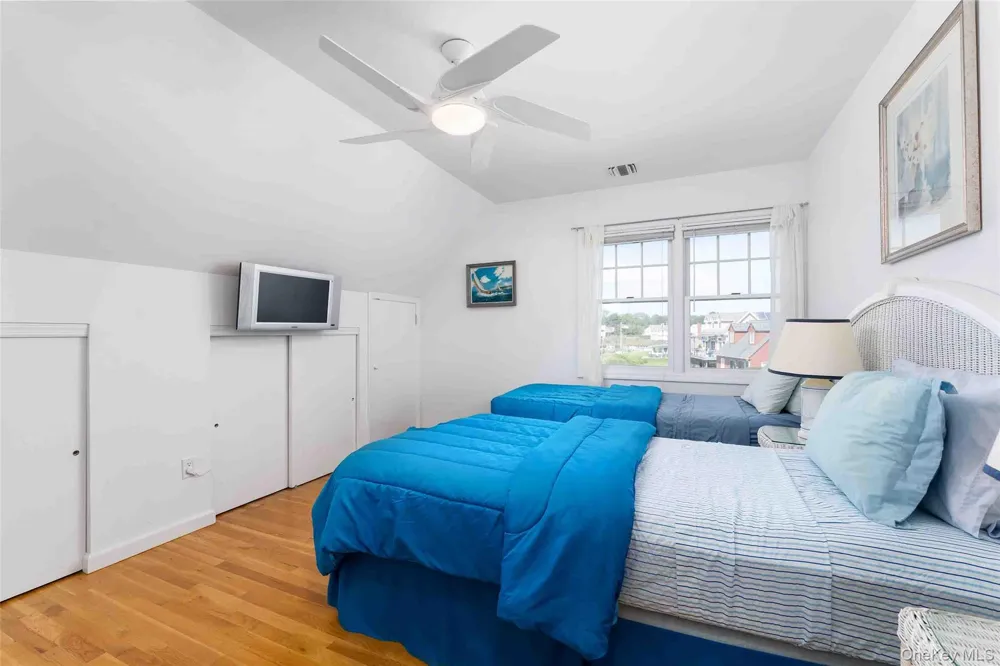 38 Old Fort Lane Southampton, NY 11968