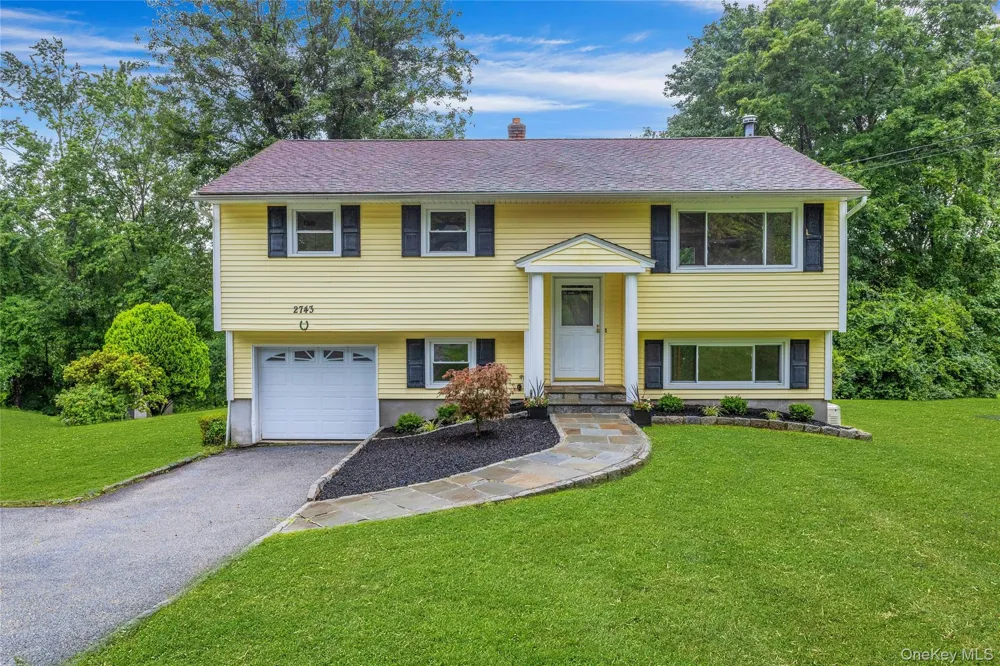 2743 Springhurst Street Yorktown Heights, NY 10598