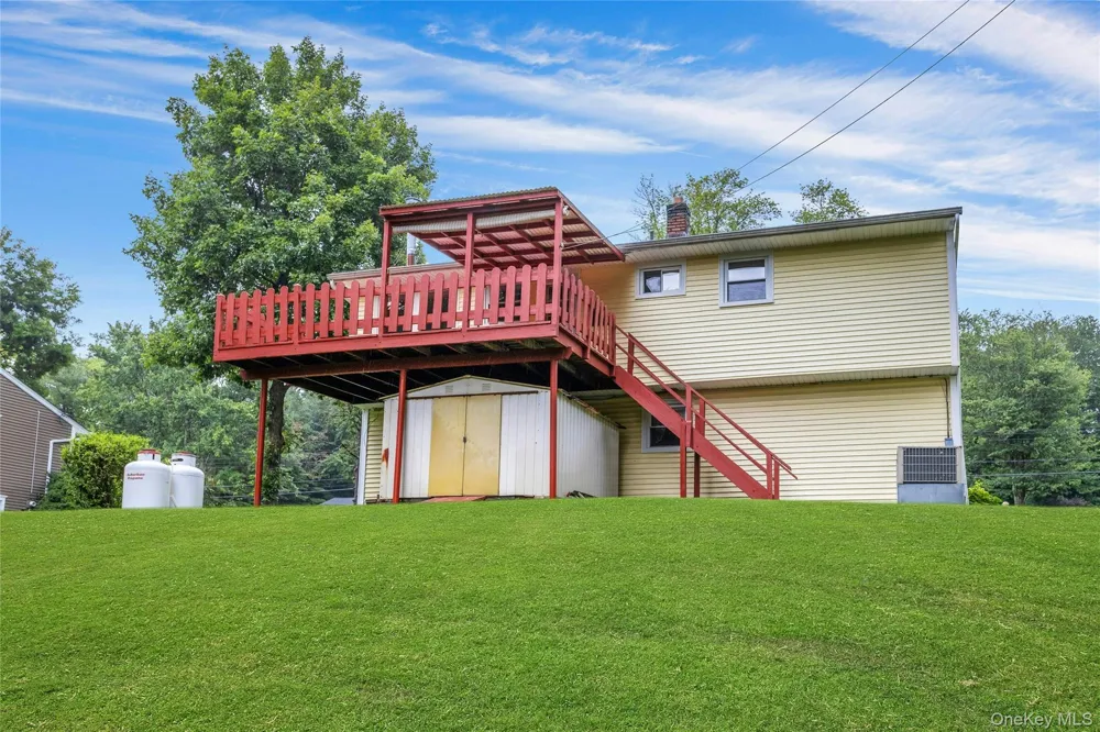 2743 Springhurst Street Yorktown Heights, NY 10598