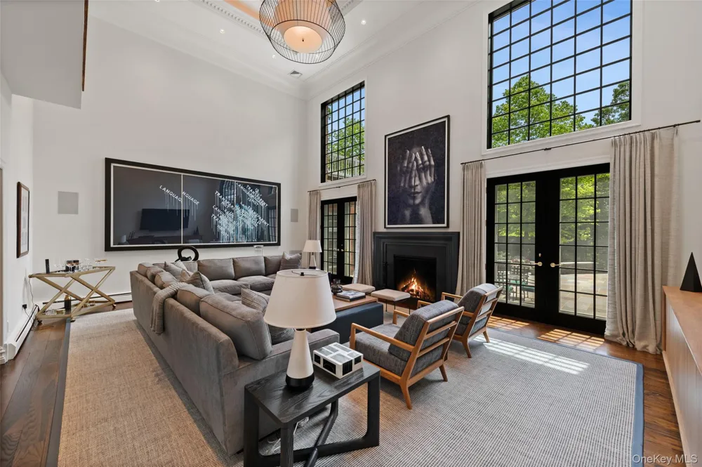 24 Trails End Chappaqua, NY 10514