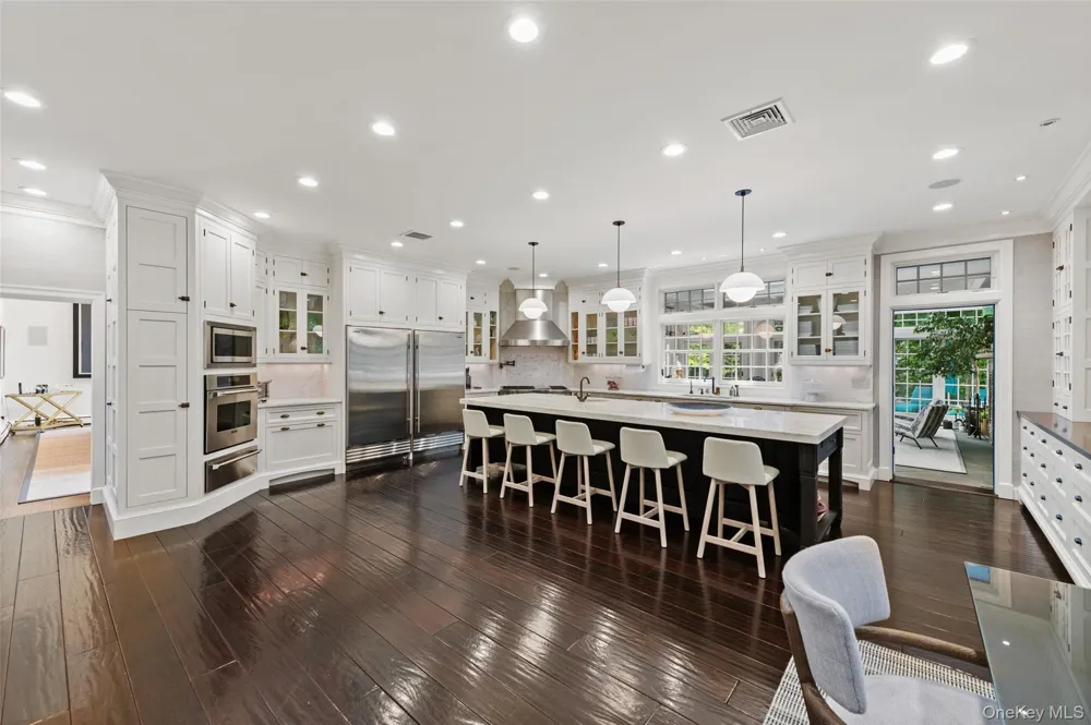 24 Trails End Chappaqua, NY 10514