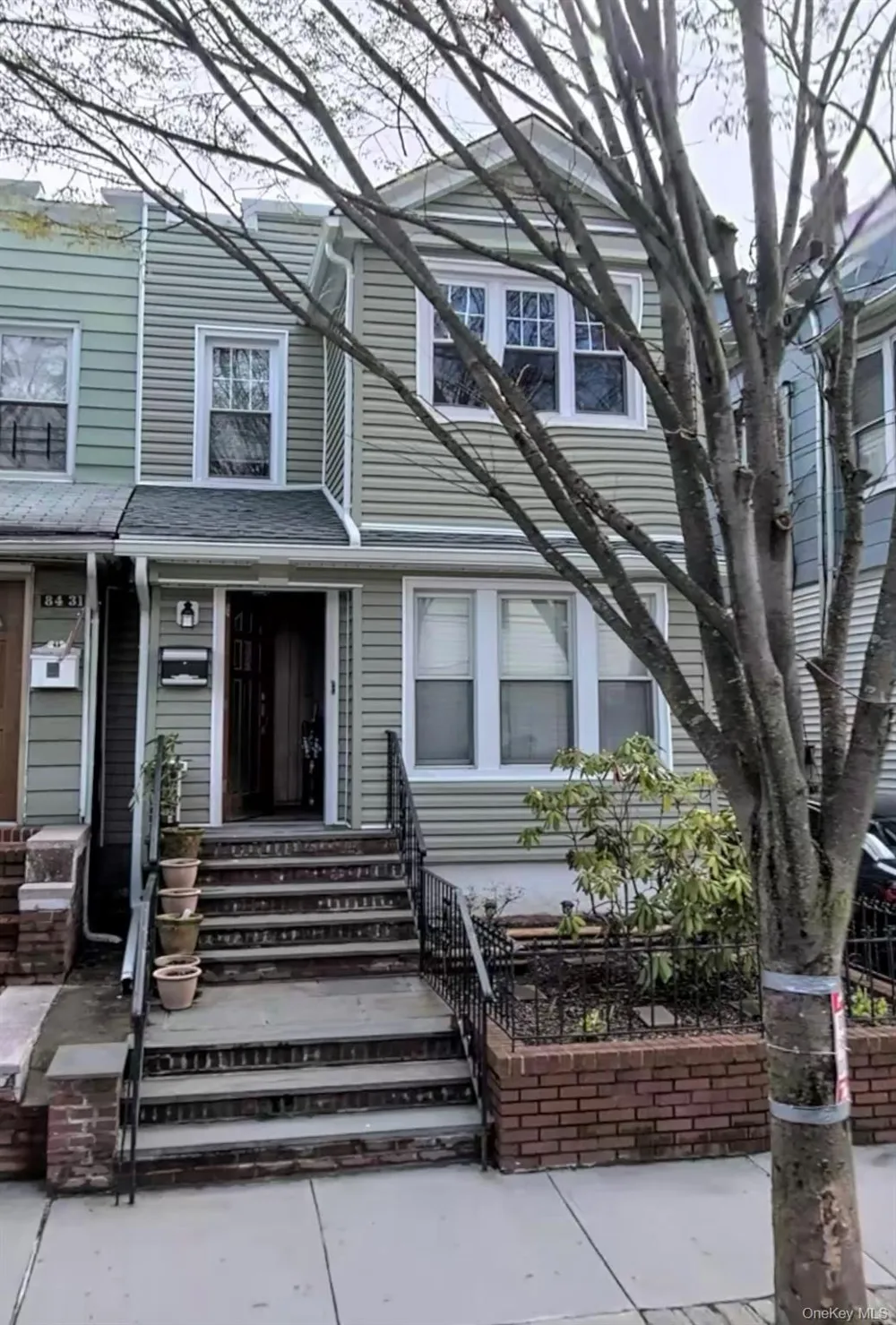 84-33 124th Street #2FL Kew Gardens, NY 11415