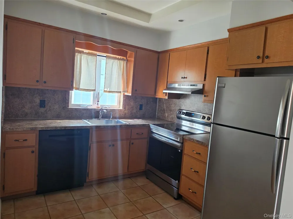 84-33 124th Street #2FL Kew Gardens, NY 11415