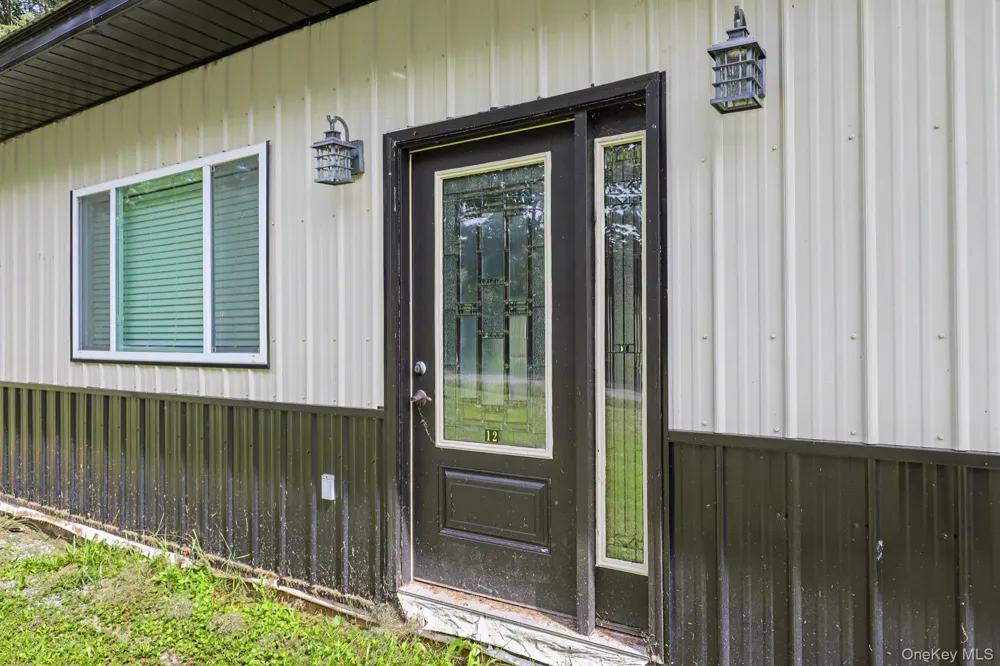 8-10 Katzman Road Ellenville, NY 12428