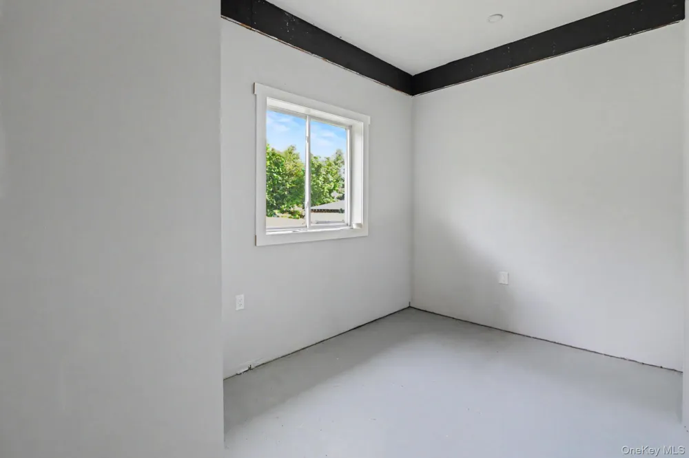 8-10 Katzman Road Ellenville, NY 12428