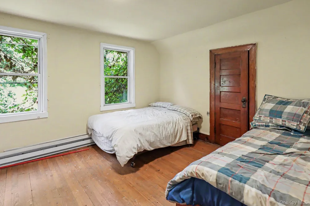 8-10 Katzman Road Ellenville, NY 12428