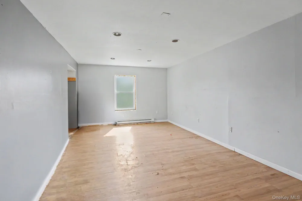 8-10 Katzman Road Ellenville, NY 12428