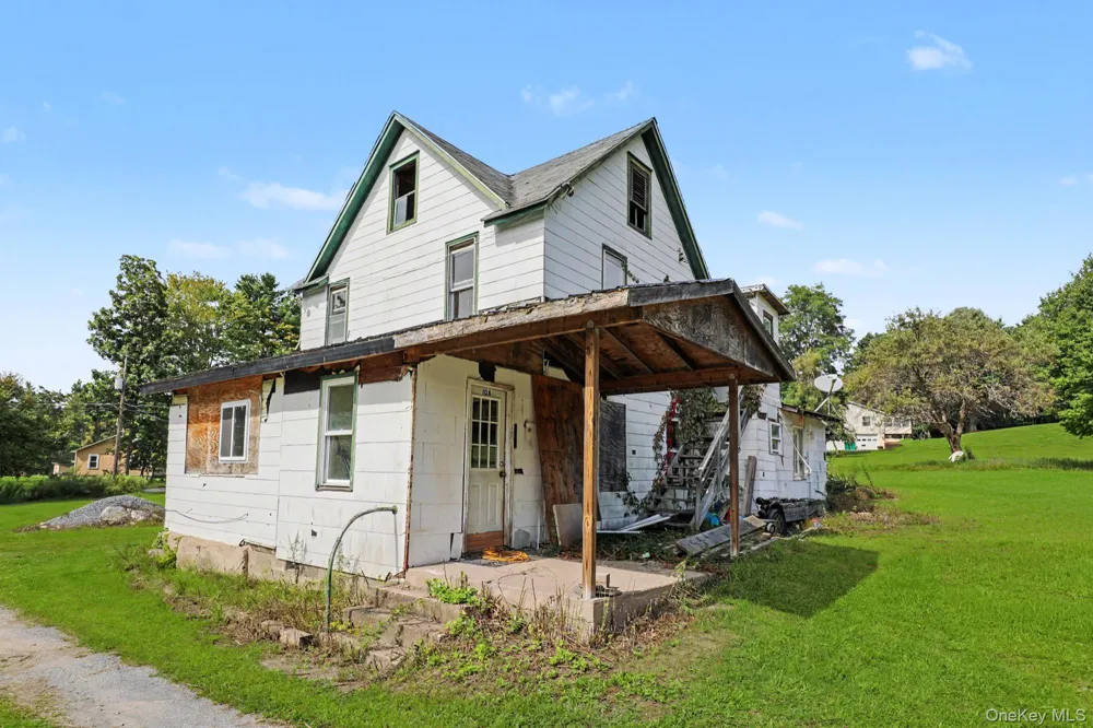 8-10 Katzman Road Ellenville, NY 12428