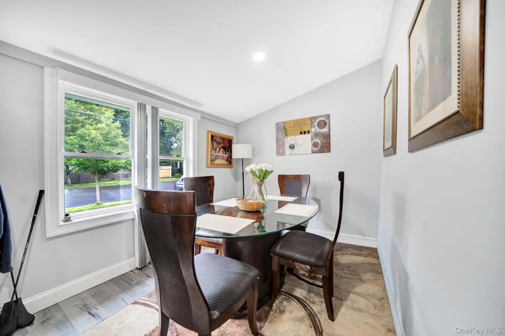 110 Park Avenue Bay Shore, NY 11706