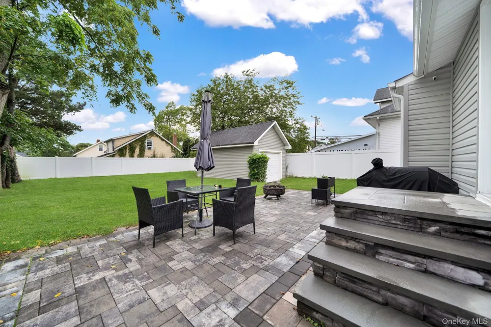 110 Park Avenue Bay Shore, NY 11706