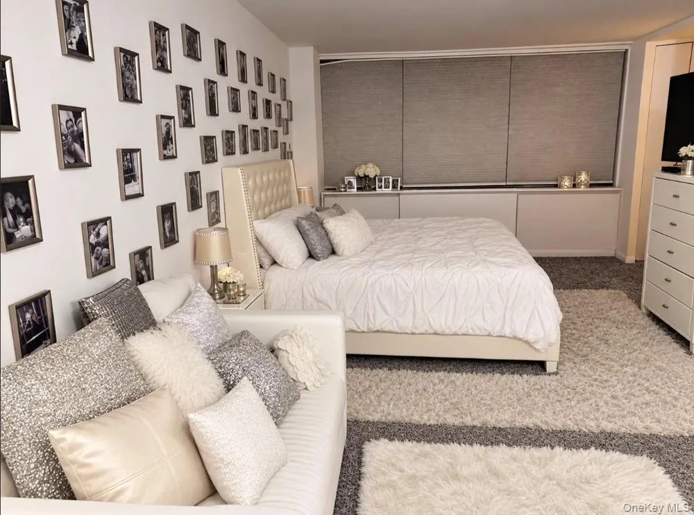 2 Bay Club Drive #19Z4 Bayside, NY 11360