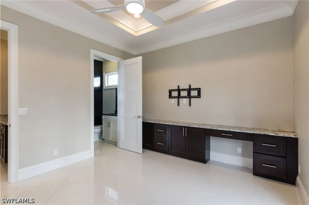 33rd Avenue NE Naples, FL 34120