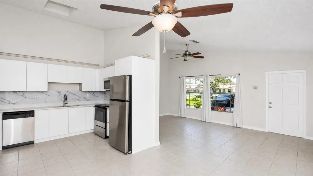 11281 NW 39TH STREET Coral Springs, FL 33065