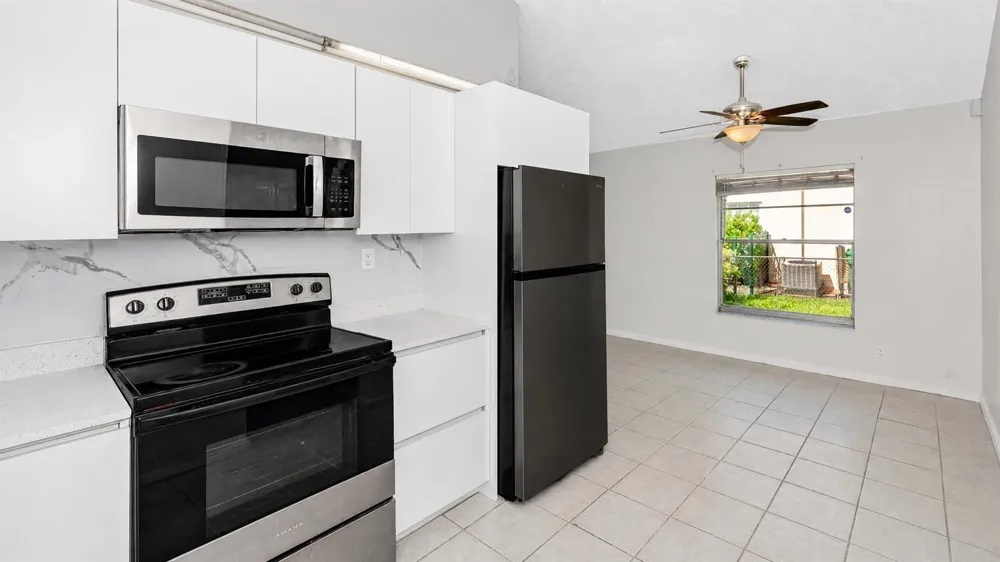 11281 NW 39TH STREET Coral Springs, FL 33065